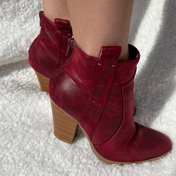 Booties/Cowboy boot - Picture 4 of 6